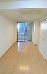 マノアール・ドゥ・ソレイユ 1階ワンルームのリビング/ダイニング