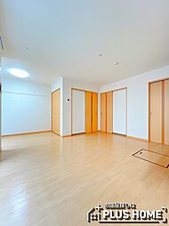 Ａｘｃｉｓ 101 1階ワンルームのリビング/ダイニング