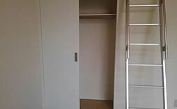 レオパレスカルフール 2階1Kのリビング/ダイニング