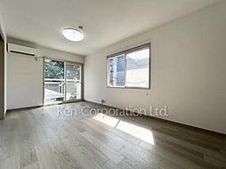 南町パークサイドヴィレッジＥ棟 2階1LDKのリビング/ダイニング