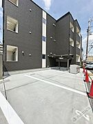敷地内/建物