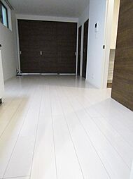 GRANDIR御崎I 203 2階1LDKのリビング/ダイニング