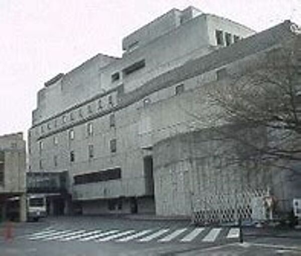周辺：大阪芸術大学図書館 1163m