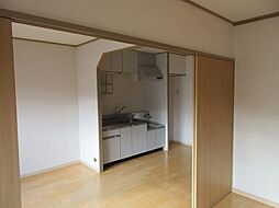 居間