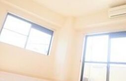 トリネード小林 3階1LDKのリビング/ダイニング