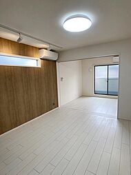 神戸市西神・山手線 板宿駅 徒歩7分の賃貸アパート 3階1LDKのリビング/ダイニング