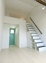 ハーミットクラブハウスヒルトップ 1階ワンルームのリビング/ダイニング