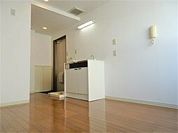 エンブレム早宮 2階ワンルームのリビング/ダイニング