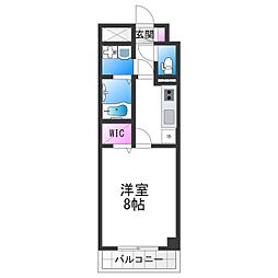 アンプルールフェールバレルコート 1階