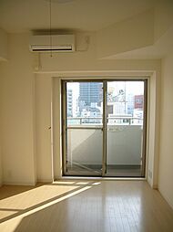 東京メトロ日比谷線 八丁堀駅 徒歩3分の賃貸マンション 6階1Kのリビング/ダイニング