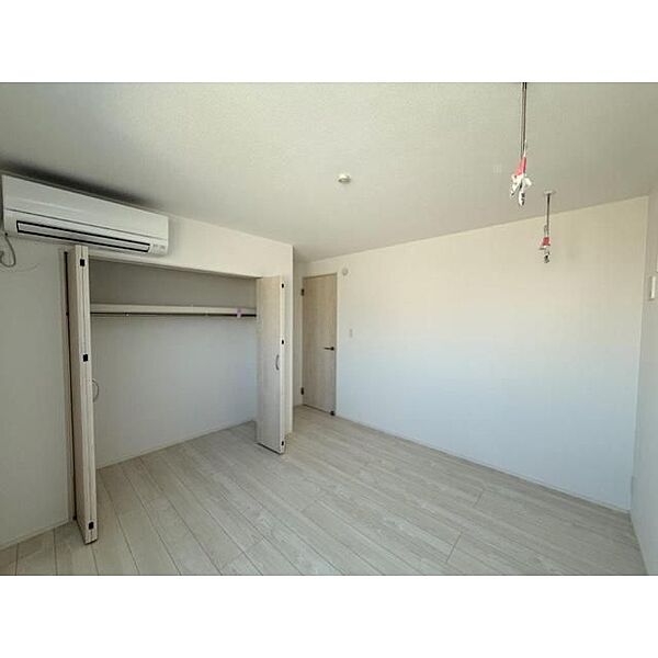 detached 東京都八王子市子安町２丁目35-14

地図を見る