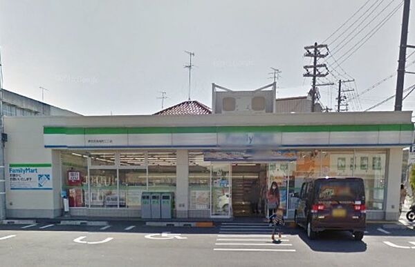 画像24:ファミリーマート堺百舌鳥梅町 550m