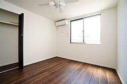 アザーレバモス読売ランド前 301 3階1Kのリビング/ダイニング