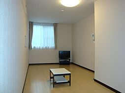 レオネクストまどか 1階1Kのリビング/ダイニング