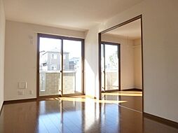 ディアコート 1階2DKのリビング/ダイニング