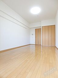 リアライズ住之江公園 5階1Kのリビング/ダイニング