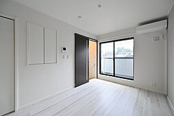 エトワール四谷 2階ワンルームのリビング/ダイニング