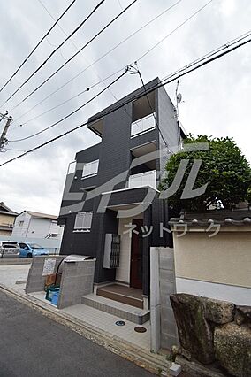 リブリ・江坂_外観_1