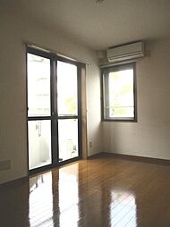 東急目黒線 武蔵小山駅 徒歩5分の賃貸マンション 2階ワンルームのリビング/ダイニング