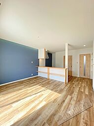 カーサ・ビアンコ 1階1LDKのリビング/ダイニング