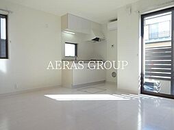 バレンシア 1階ワンルームのリビング/ダイニング