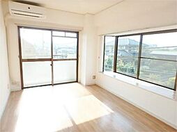 ロイヤルタウン下九沢 301 3階3DKのリビング/ダイニング