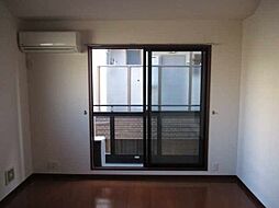 ピースドミトリーB 2階1Kのリビング/ダイニング