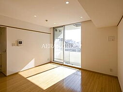 キャビンアリーナ南青山 1202 12階ワンルームのリビング/ダイニング