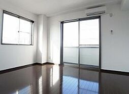 Sea Spring 1st 4階1DKのリビング/ダイニング