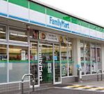 ファミリーマート神大病院店 459m