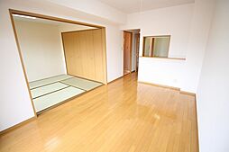 居間