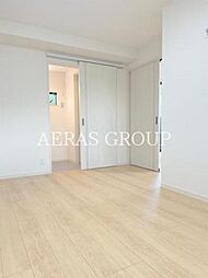 アイレガリアI 2階1LDKのリビング/ダイニング