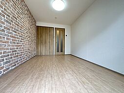 ハイムロアール 102 1階1Kのリビング/ダイニング