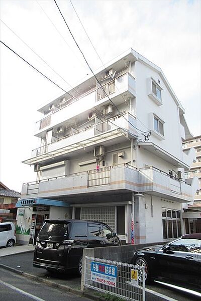 金鶏郵便局ビル 南小倉駅 北九州 市小倉北区金鶏町 の賃貸 賃貸マンション アパート マンション 賃貸スモッカ 対象者全員に家賃1か月分キャッシュバック 空室1件