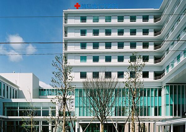 画像22:【総合病院】徳島赤十字病院まで281ｍ
