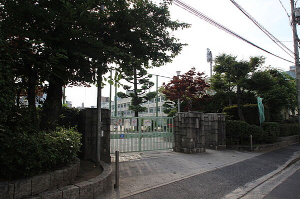 画像17:小学校「広島市立段原小学校まで714ｍ」