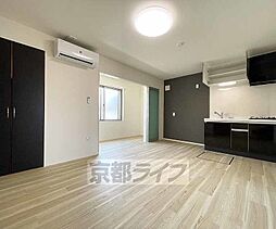 ユーフォリア 103 1階1LDKのリビング/ダイニング