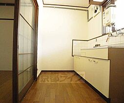 居間