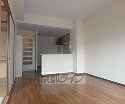 ベルヴィ西浦 406 4階3LDKのリビング/ダイニング