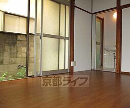 居間
