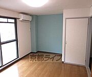 明るいお部屋です