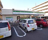 ファミリーマート長岡京久貝店まで300m