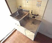 2口コンロ設置可能のキッチンです・