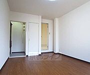 明るいお部屋ですね。