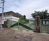 常盤野小学校まで638m 京福北野線常盤駅の北西にあり