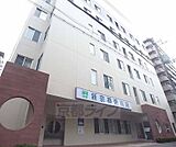 新京都南病院まで200m 西大路七条の交差点を南に下がった西大路通り沿いです。
