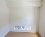 シンプルなお部屋です