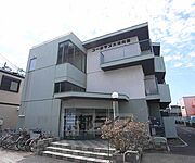 鉄筋コンクリートのマンションです。
