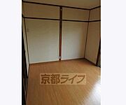 フローリングのお部屋です