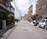 隣接する道路です。